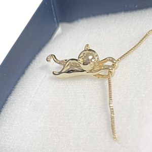GATITO SIP | Collar con dije mediano | Laminado en oro