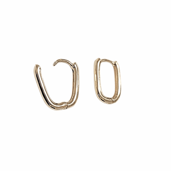 ALARGADOS OVALADOS    |    Aretes huggies tipo arracadas - Talla Med    |    Laminado en oro - Imagen 3