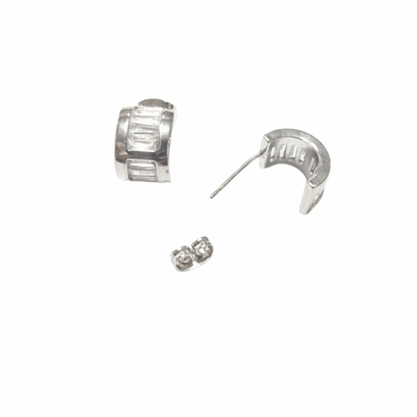 MEDIOS MEDIS   |    Aretes pegaditos - Chicos   |    Laminado en rodio - Imagen 3