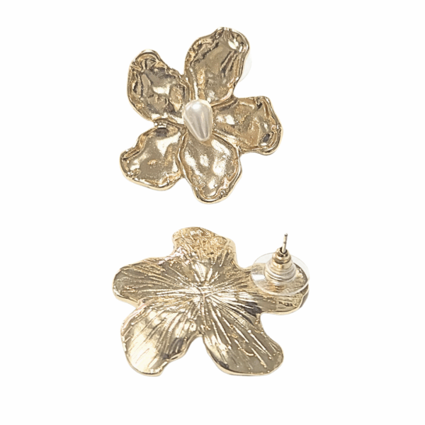 FLORES ABIERTAS   |    Aretes pegaditos - Grandes   |    Laminado en oro - Imagen 2