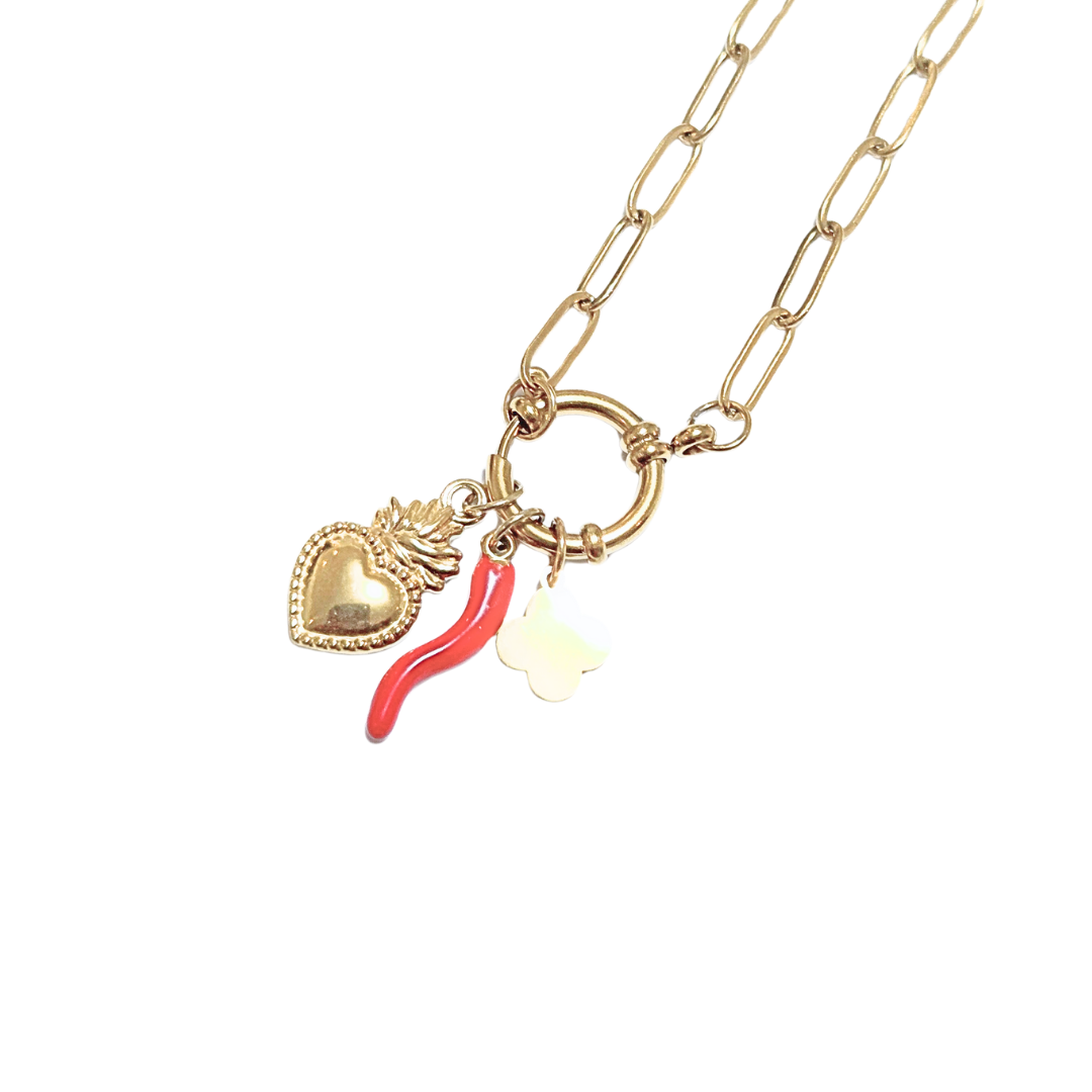 DORADO DE CORAZON, FLOR Y CHILITO | Collar corto con dijes chicos - 50 cm de largo | Laminado en oro