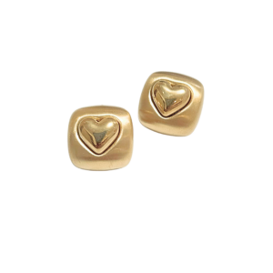 CORAZÓN EN CUADRO DORADO   |   Aretes pegaditos - medianos    |    Acero inoxidable