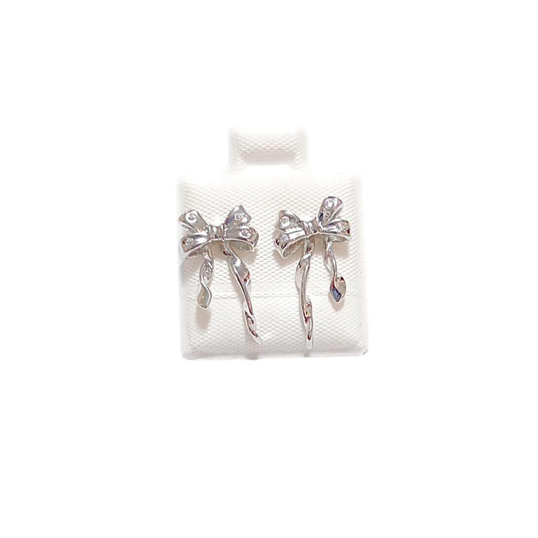 MOÑITOS PLATEADO CON LAZO | Aretes pegaditos - chicos | Laminado en rodio - Imagen 2