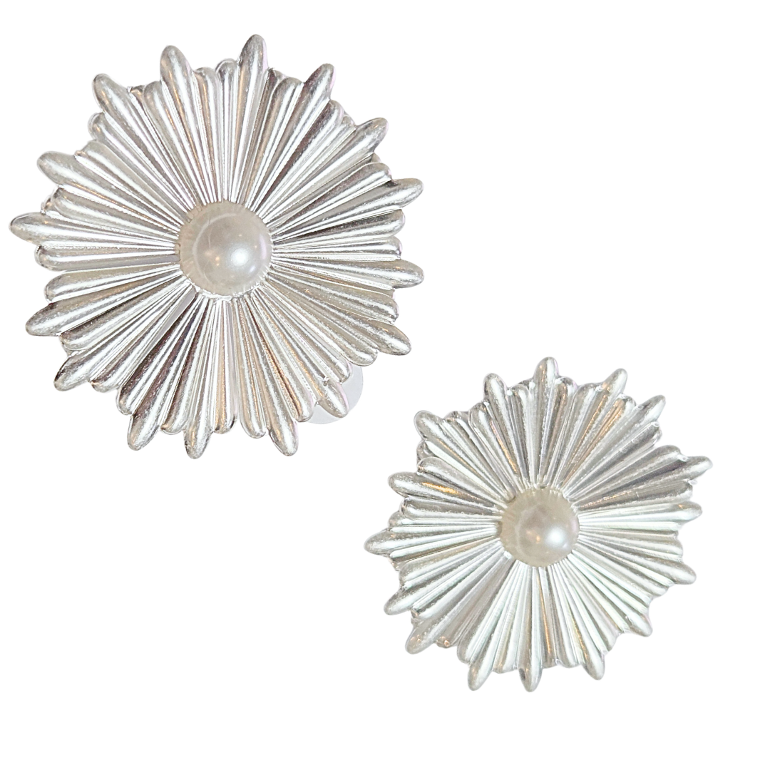 FLORES PLATEADAS VINTAGE - XL | Aretes pegaditos - ultra ligeros | Aleación de acero y zinc - Imagen 2