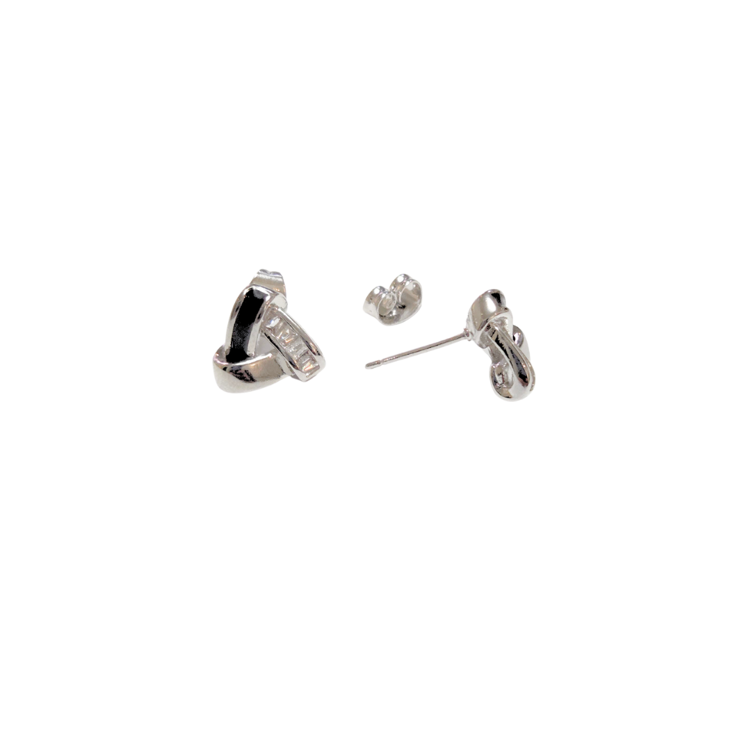 CRUZADOS SEMI TRIANGULARES | Aretes pegaditos - chicos | Laminado en rodio - Imagen 2