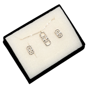 PLAQUITAS OVALADAS   |   Conjunto de collar con dije chico y aretes en juego   |    Laminado en oro