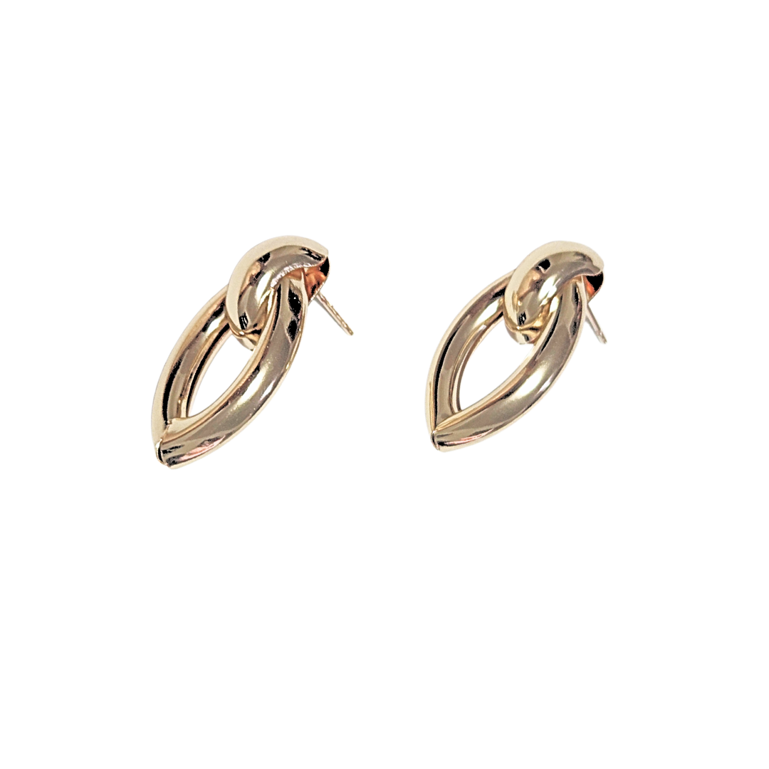 BAYAS CON PUNTAS | Aretes colgantes medianos - Medianos | Laminado en oro - Imagen 2