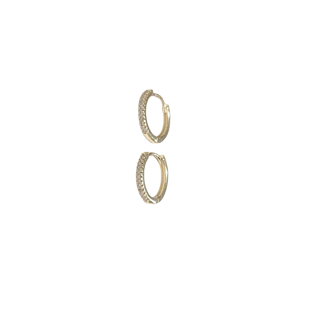 ADONIS DELGADOS - Ch | Aretes huggies tipo arracadas - Chicas | Laminado en oro - Imagen 3