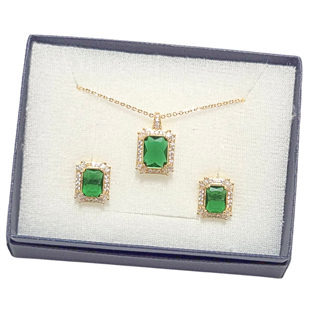 RECTANGULAR VERDE ESMERALDA | Conjunto de collar con dije chico y aretes en juego | Laminado en oro