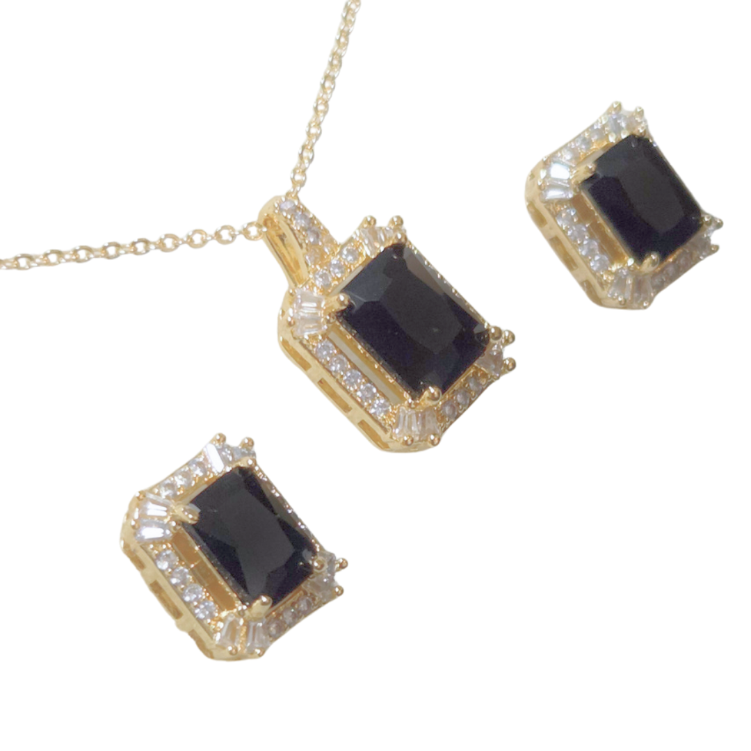 RECTANGULAR PIEDRAS TRANSPARENTES | Conjunto de collar con dije chico y aretes en juego | Laminado en oro - Imagen 2