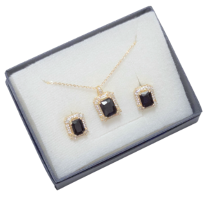 RECTANGULAR PIEDRAS TRANSPARENTES   |   Conjunto de collar con dije chico y aretes en juego   |    Laminado en oro